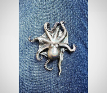 Holographic Octopus